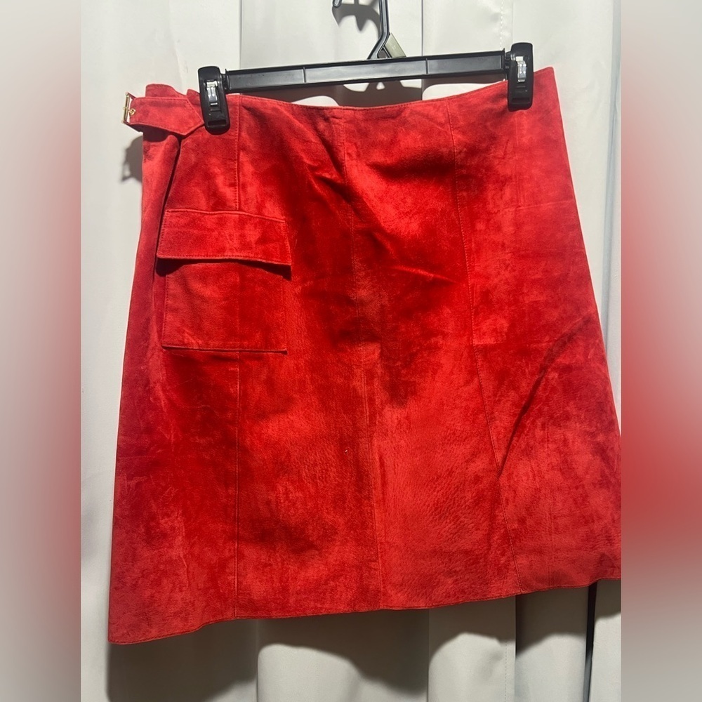 Worth Red Suede Mini Skirt Size 14 | Pocket Detail | Fall Winter - Picture 2 of 6